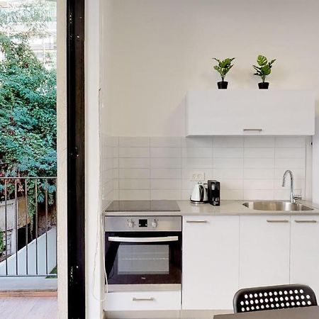 Comfortable Apartment With Balcony By Holyguest Tel Aviv Eksteriør billede